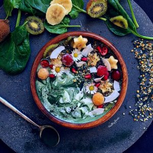 Paillettes de spiruline crue artisanale - Spiruline issue d'un programme solidaire - spiruline cultivée dans son environnement naturel - antioxydant - système immunitaire - grossesse - minceur - endurance - récupération